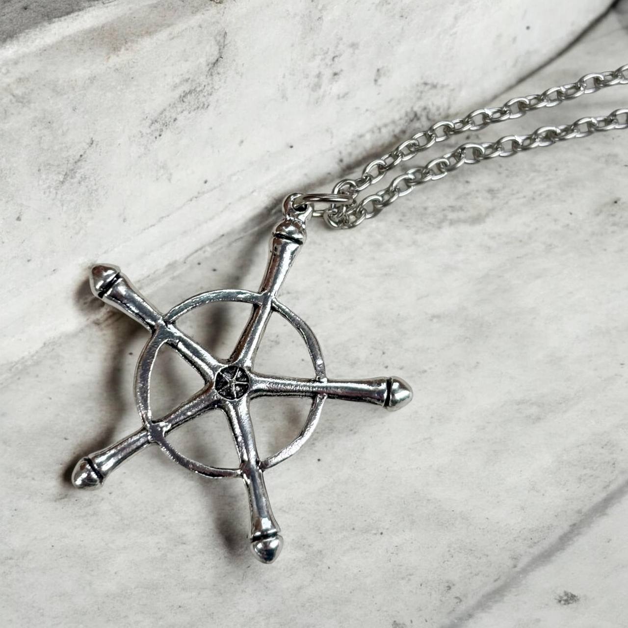 Bleach Quincy Cross Pendant Necklace with Gift Box