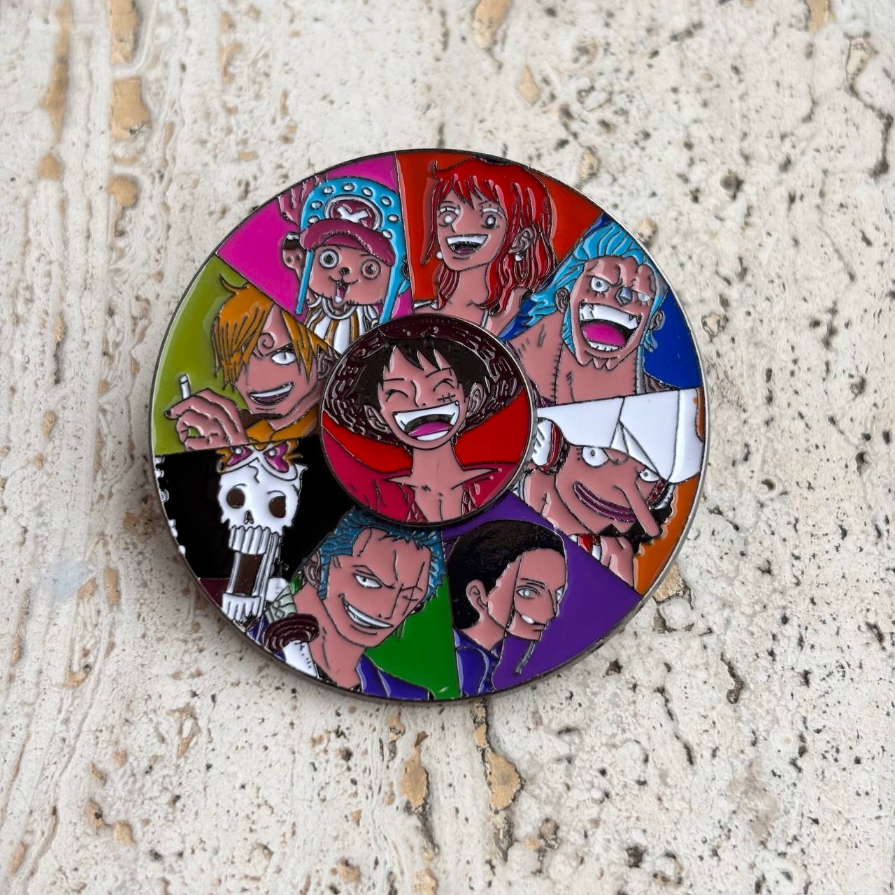 Crew lerge pin - ONE PIECE