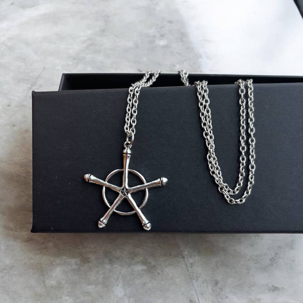 Bleach Quincy Cross Pendant Necklace with Gift Box