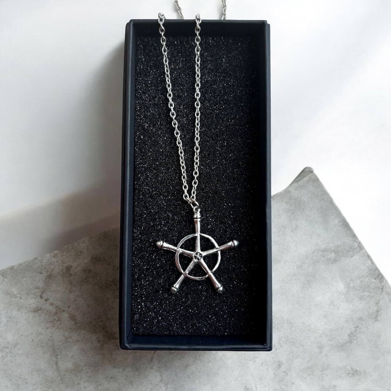 Bleach Quincy Cross Pendant Necklace with Gift Box