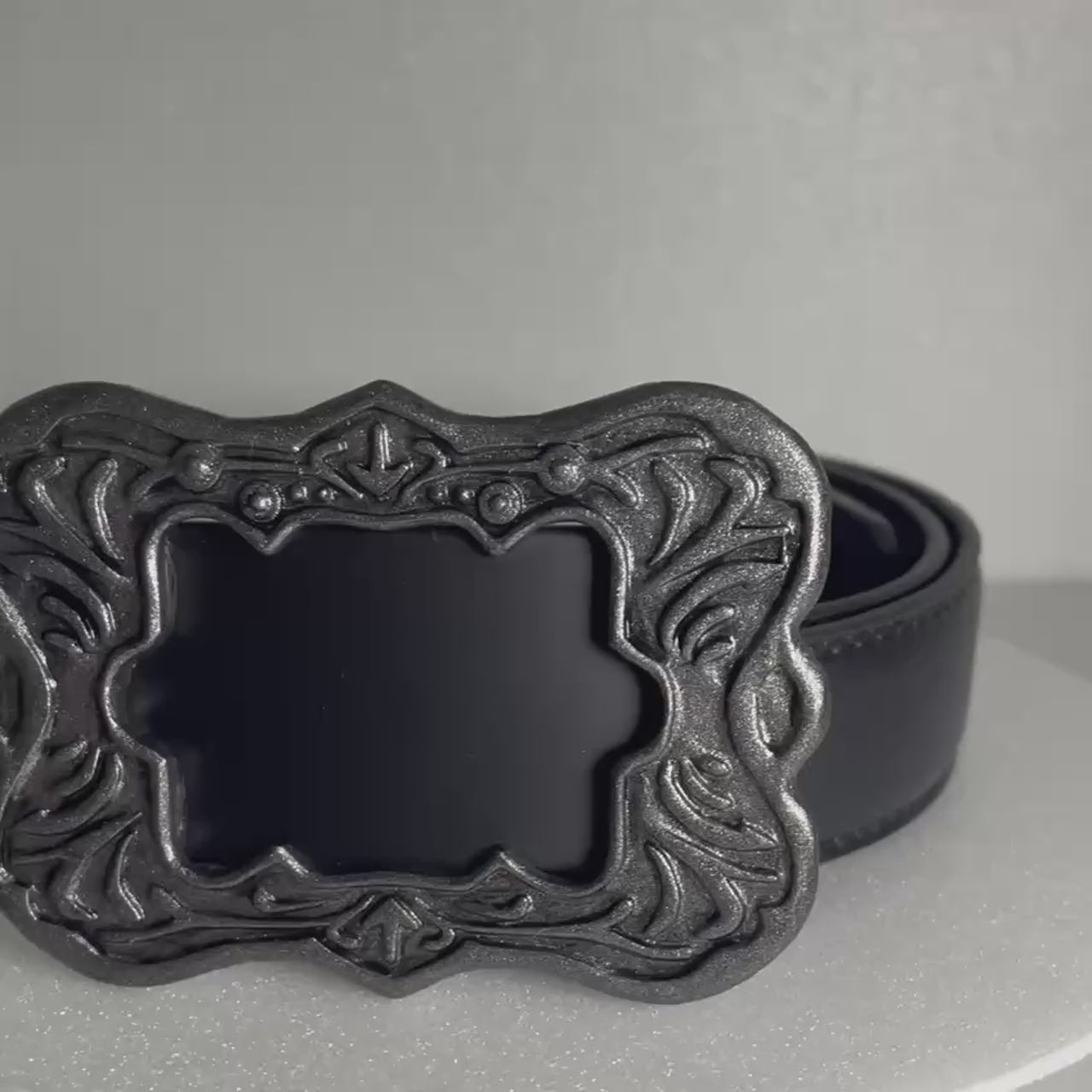 Belt buckle | DEVIL MAY CRY 5 – Strike3D