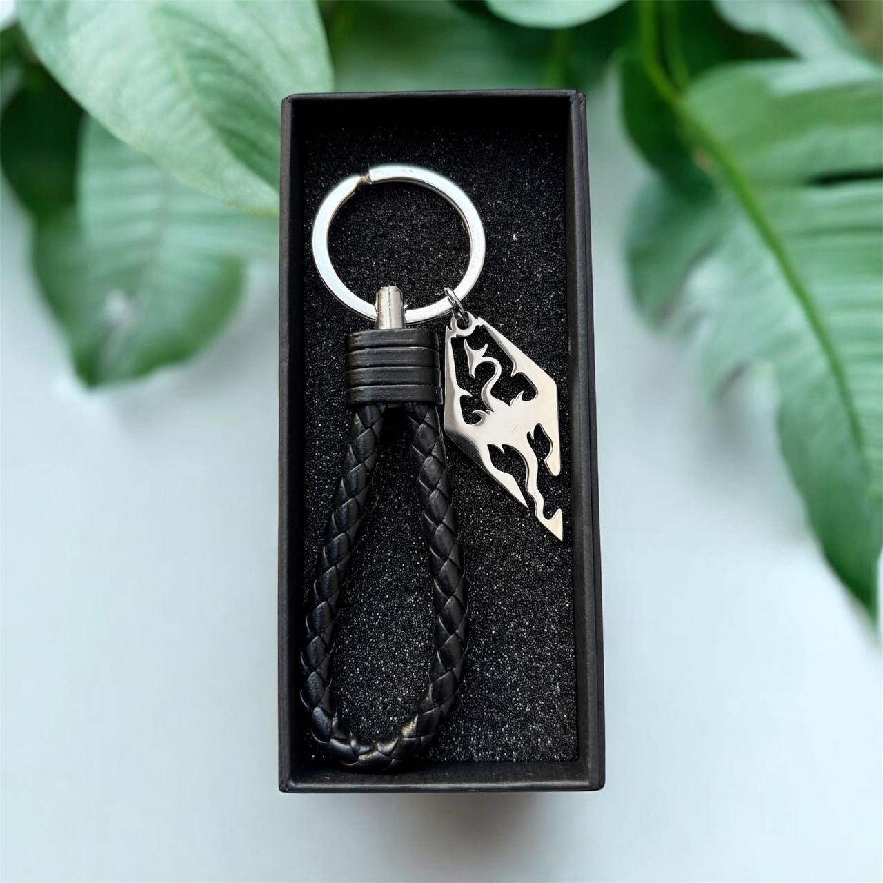 Skyrim Dragon Emblem Keychain Replica with Gift Box | THE ELDER SCROLLS